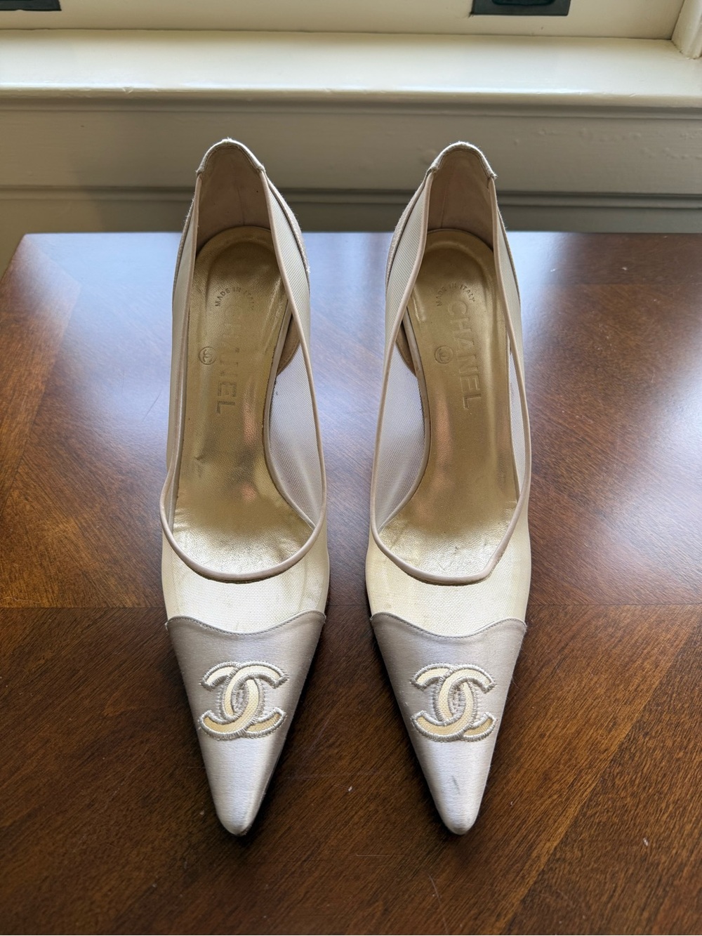 Vintage Chanel Champagne Mesh CC Pumps 40.5